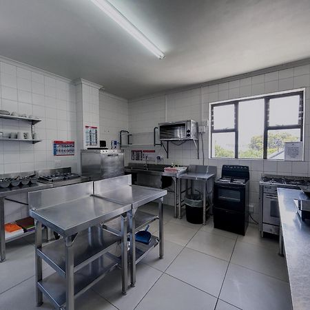 Zzzone Boutique Hostel هيرمانوس المظهر الخارجي الصورة