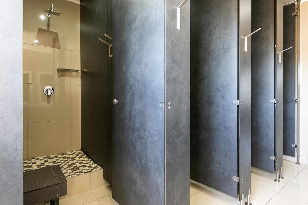 Zzzone Boutique Hostel هيرمانوس المظهر الخارجي الصورة