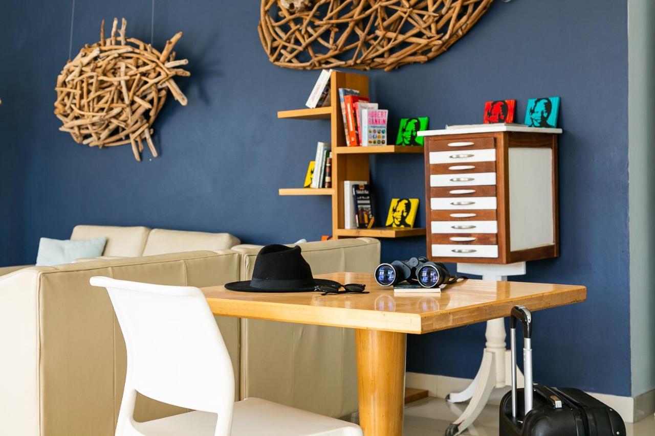 Zzzone Boutique Hostel هيرمانوس المظهر الخارجي الصورة