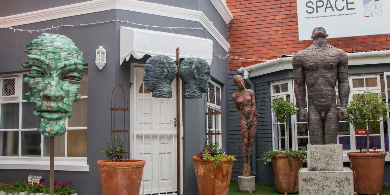 Zzzone Boutique Hostel هيرمانوس المظهر الخارجي الصورة